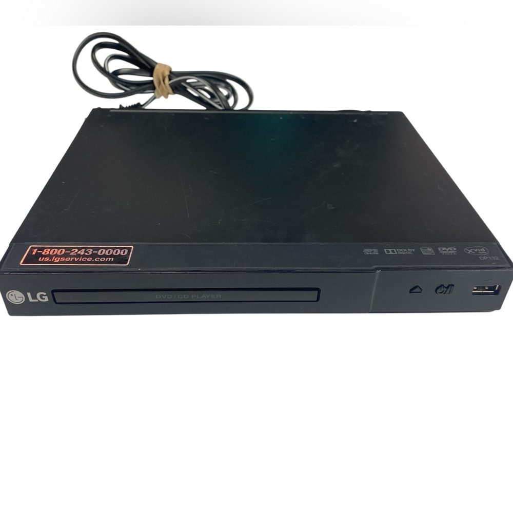 LG DVD/CD Player Model No. DP-132- powers on-ejects-no remote-hdmi cable